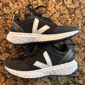 Veja Condor Women’s Black Sneakers